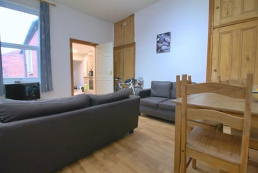 3 bed flat, Ancrum Street, Spital Tongues, Newcastle, NE24LR - Image 4